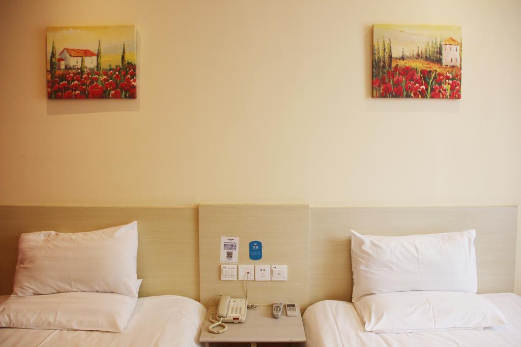 Hanting Express Jinzhou Luoyang Road Central Avenue 客房 照片