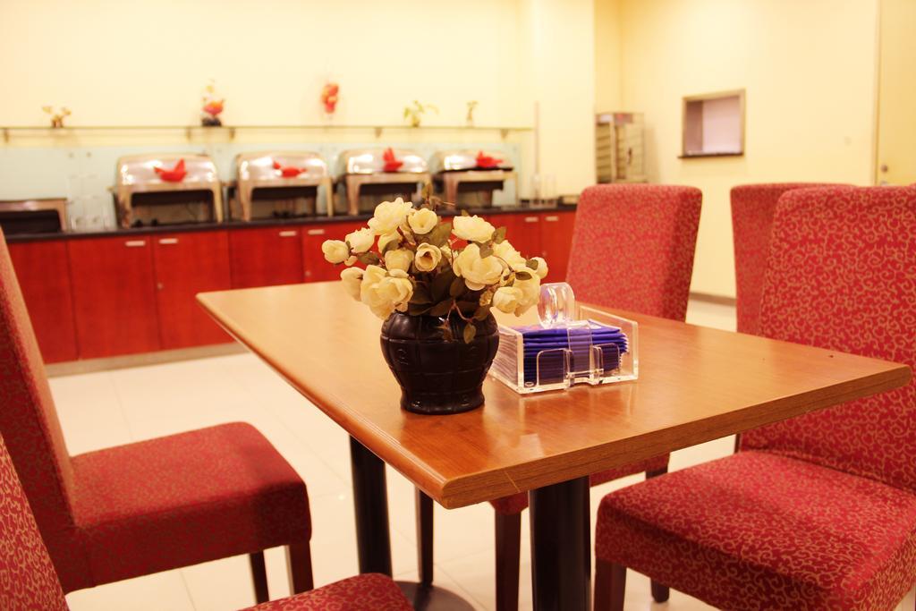 Hanting Express Jinzhou Luoyang Road Central Avenue 外观 照片